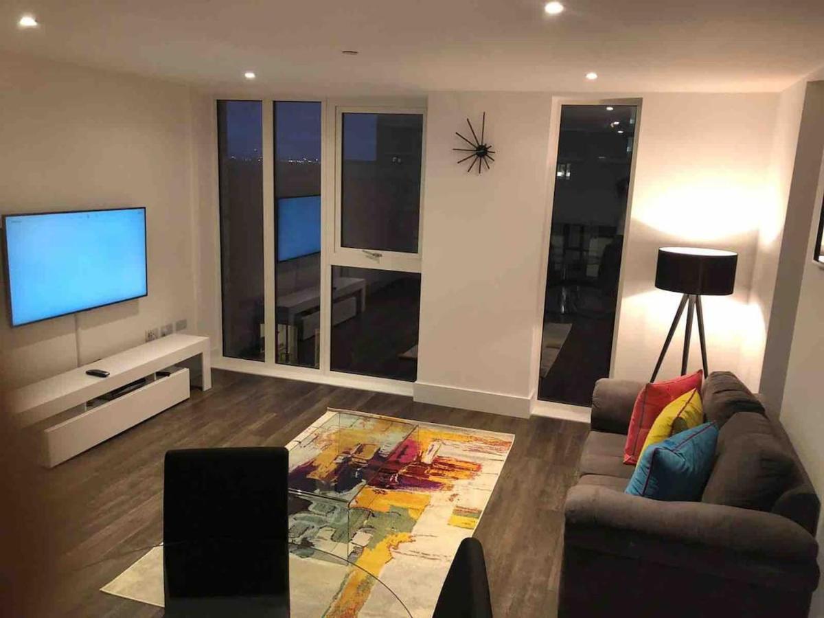 High View Two Bedroom Apartment In Woolwich London Exterior foto