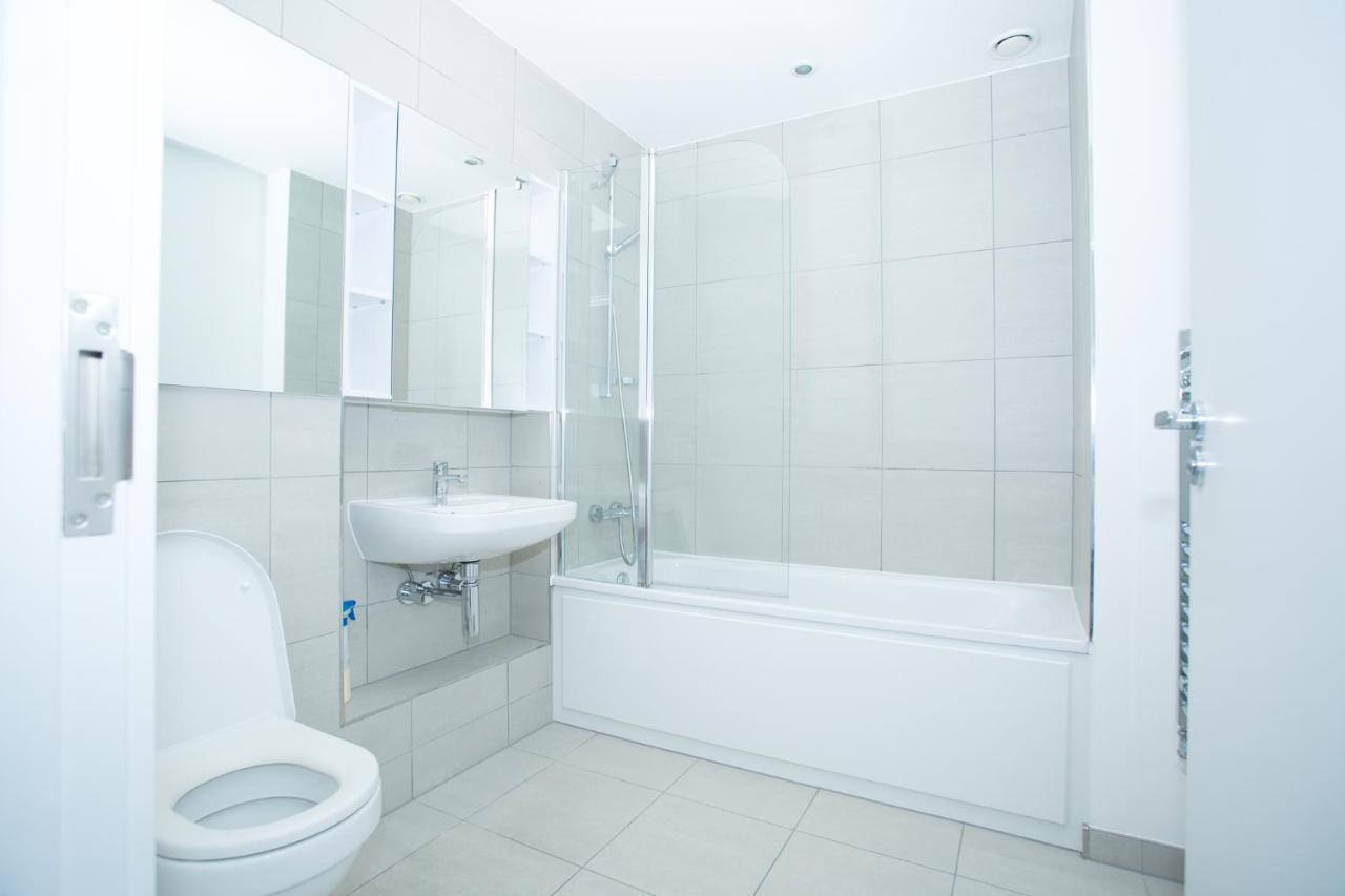 High View Two Bedroom Apartment In Woolwich London Exterior foto