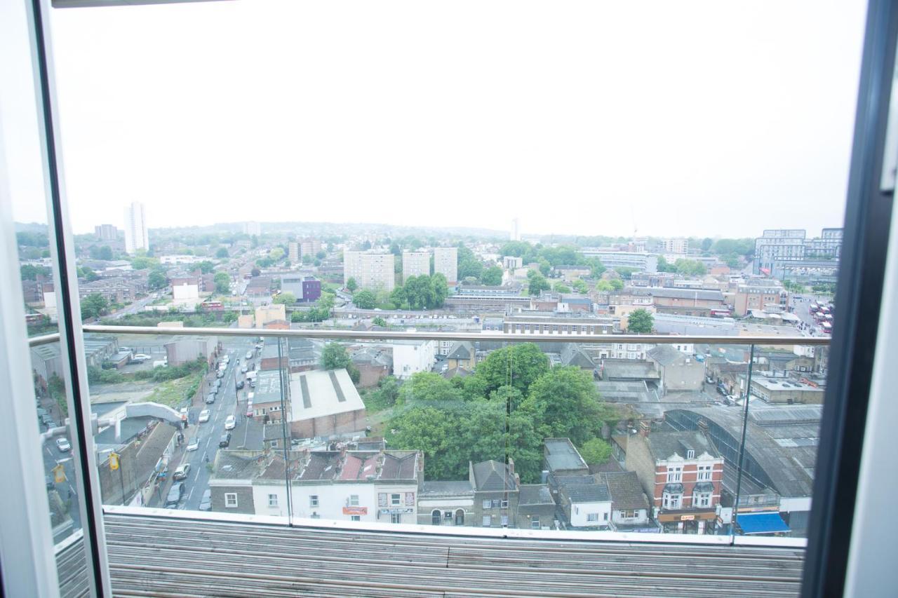 High View Two Bedroom Apartment In Woolwich London Exterior foto
